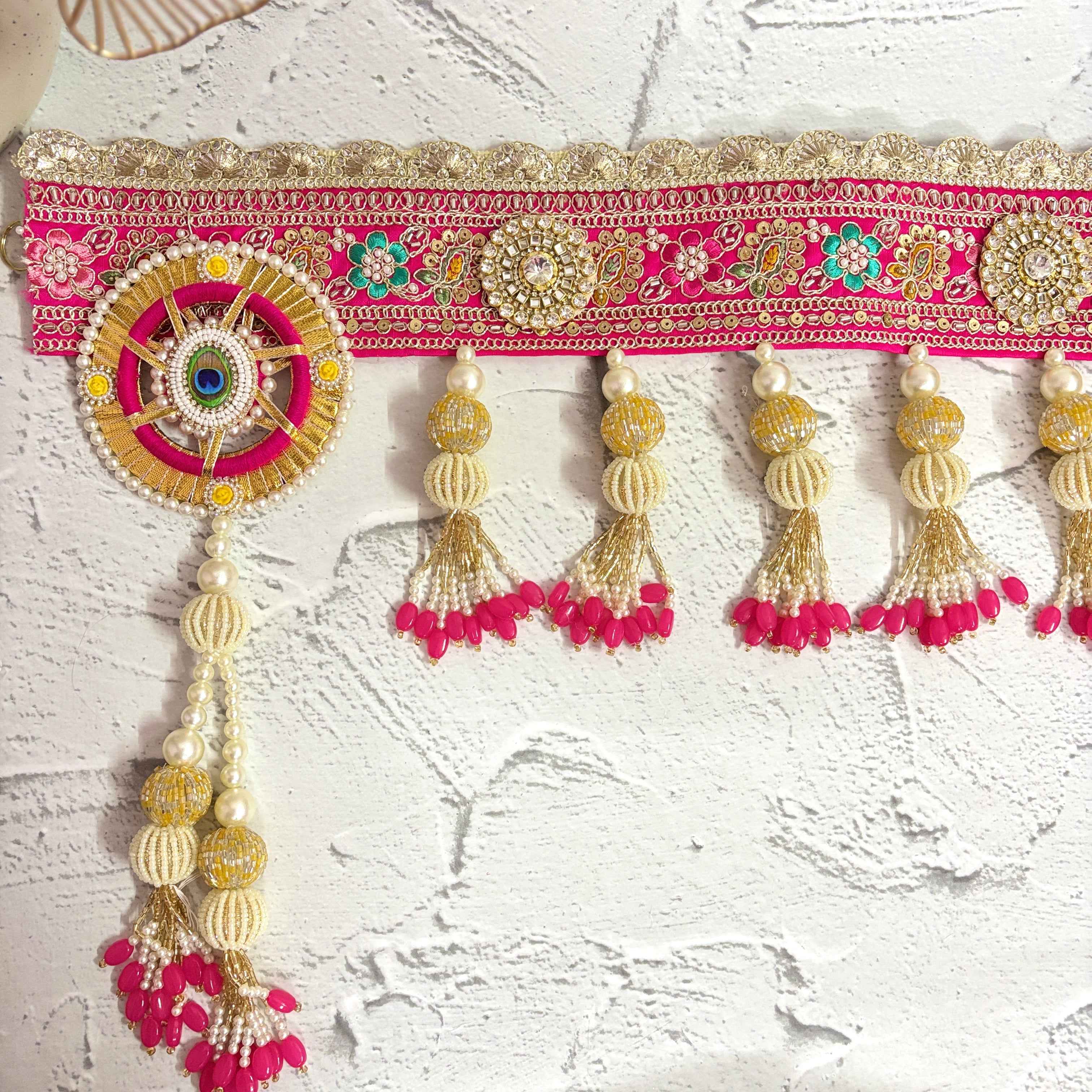 Peacock Dreams | Fuchsia Pink & Gold Designer Bandarwal