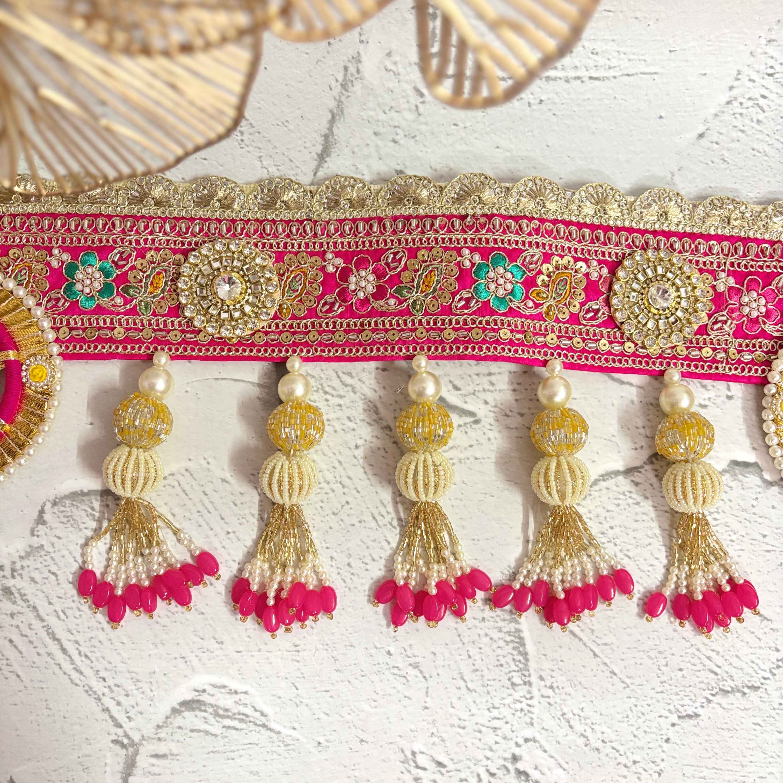 Peacock Dreams | Fuchsia Pink & Gold Designer Bandarwal