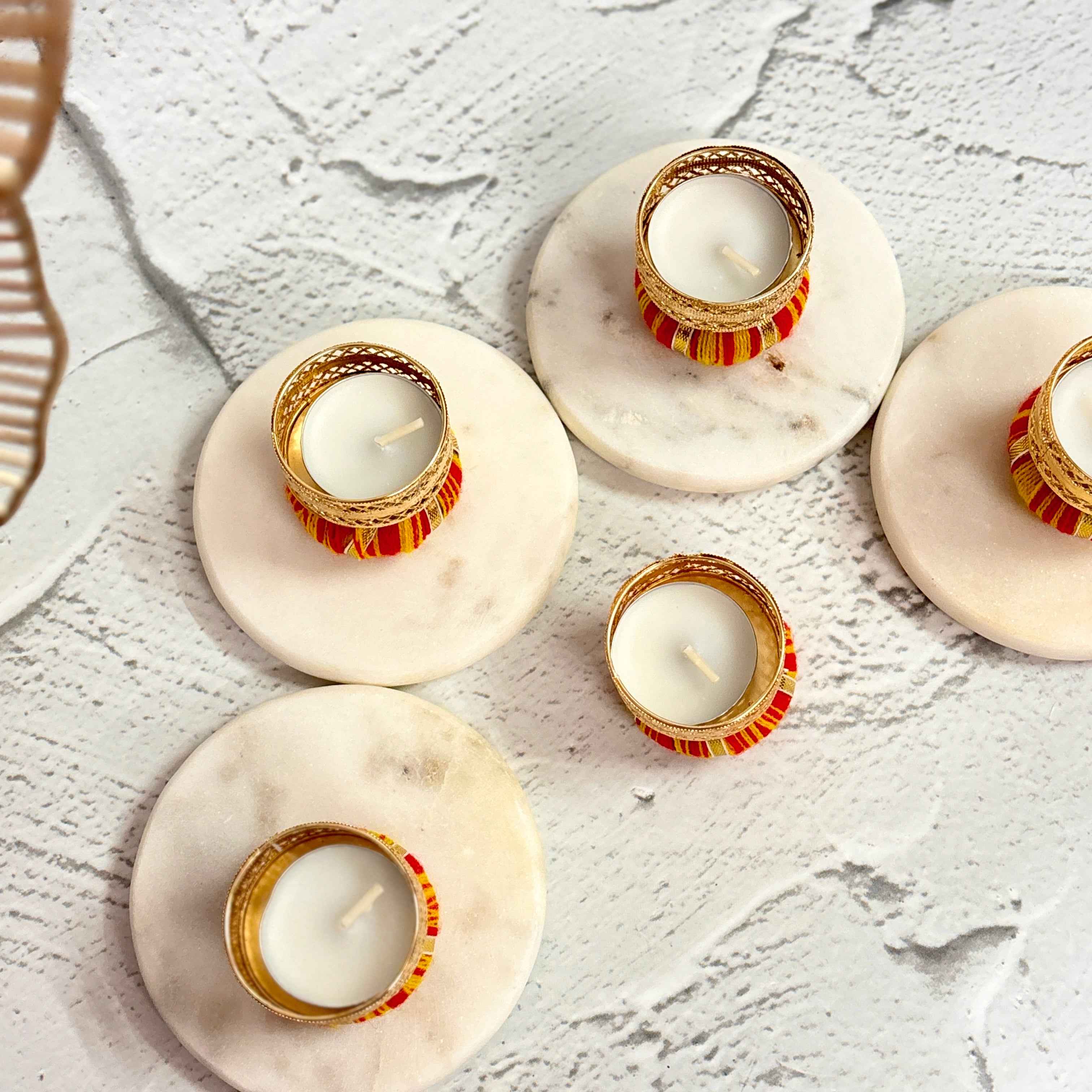 Festive Threads | Thread-Wrapped Tea Light Holders - TyohaarVibe